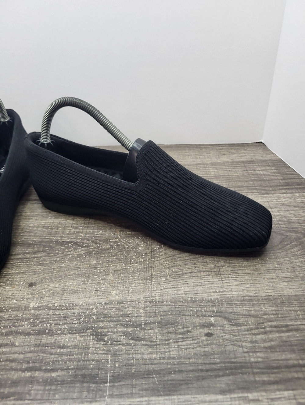 Vivaia Samantha Walker Water Repellent Minimalist Comfort Black Loafers Womens 9 - Picture 3 of 10